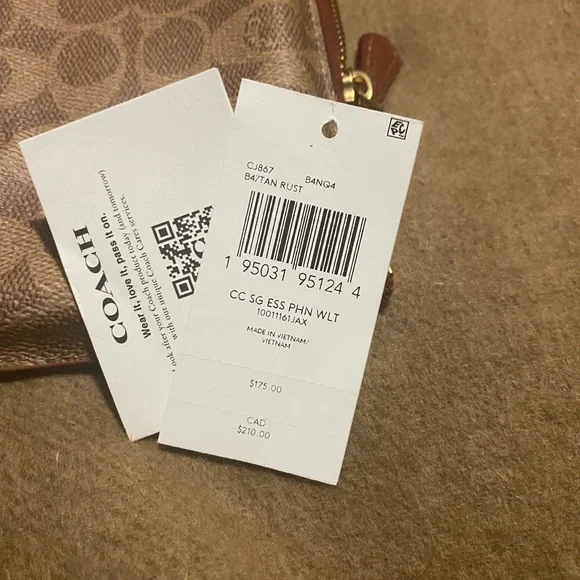 Coach Signature Phone Wallet - Picture 9 of 9